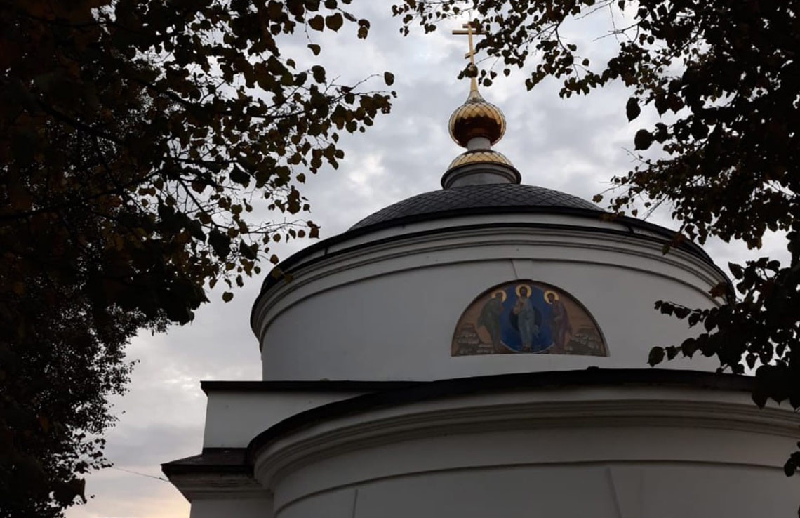 Установка купола с крестом